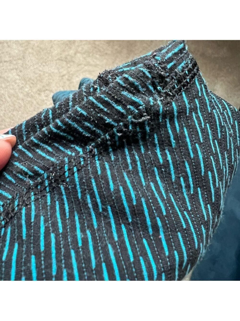 Lululemon Wunder Under High Rise Black and Teal Size 8 - Picture 6 of 8